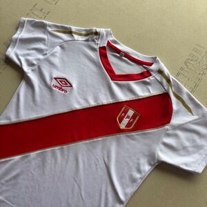 Y2K Umbro Peru FPF‎ Soccer Jersey T-shirt